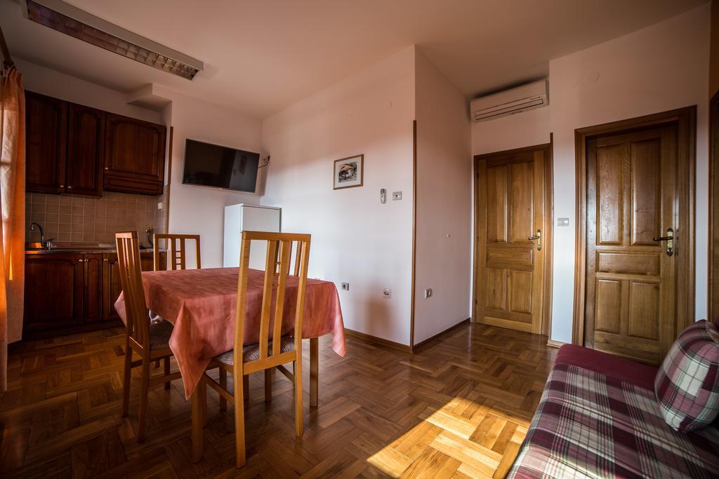 Pansion Valbruna Bed & Breakfast Rovinj Room photo